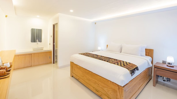 Deluxe Double Room - The Pukako Hotels (Blahbatuh)
