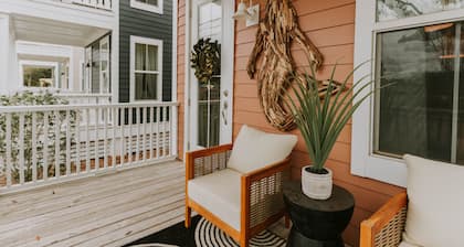 Mermaid's Muse - Includes GOLF CART! Close to beach & downtown Ocean Springs!