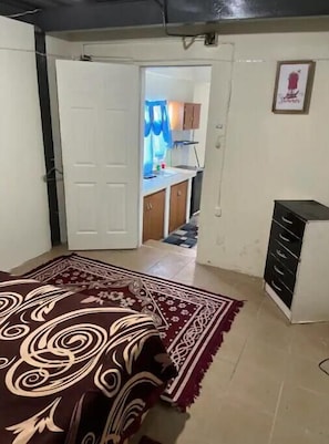 1 bedroom, WiFi, bed sheets