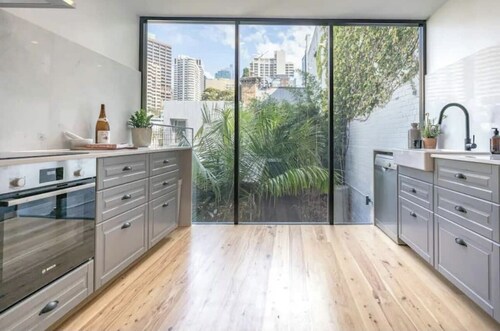 A Touch of Soho: Luxurious Historic Residence