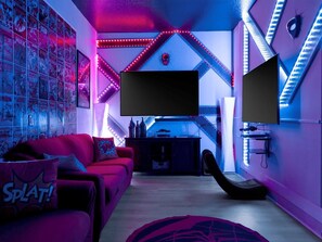 Smart TV, videojuegos y libros