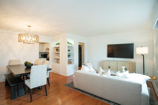 Interior - Renovated condo located in the center of Nashville near downtown in West End. (Nashville)