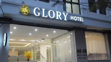 Fachada da propriedade