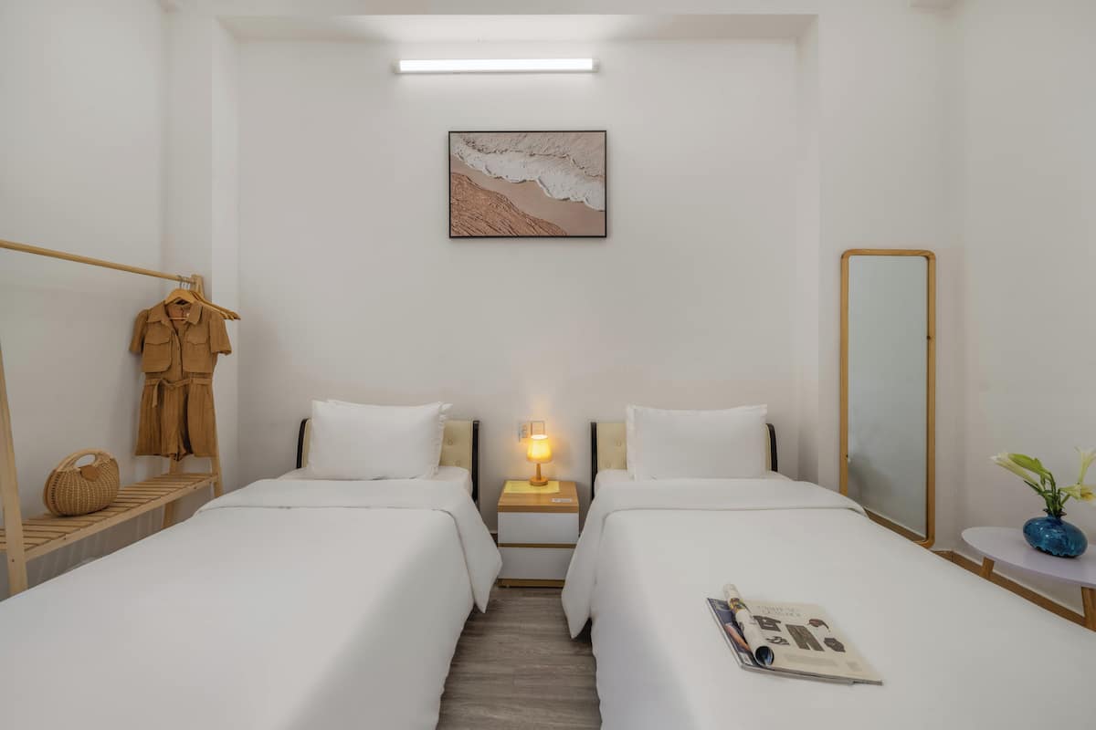 Deluxe Double Room, 2 Single Beds | Bed sheets