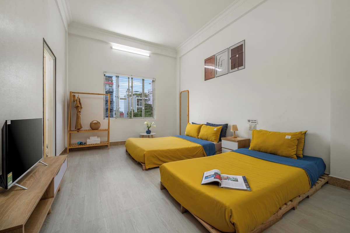 Family Triple Room | Bed sheets