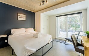 5 bedrooms, bed sheets