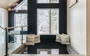 Interior - The Experience SÔ Lodge (SHEFFORD)