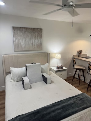 4 chambres, fer et planche à repasser, Wi-Fi gratuit, draps fournis