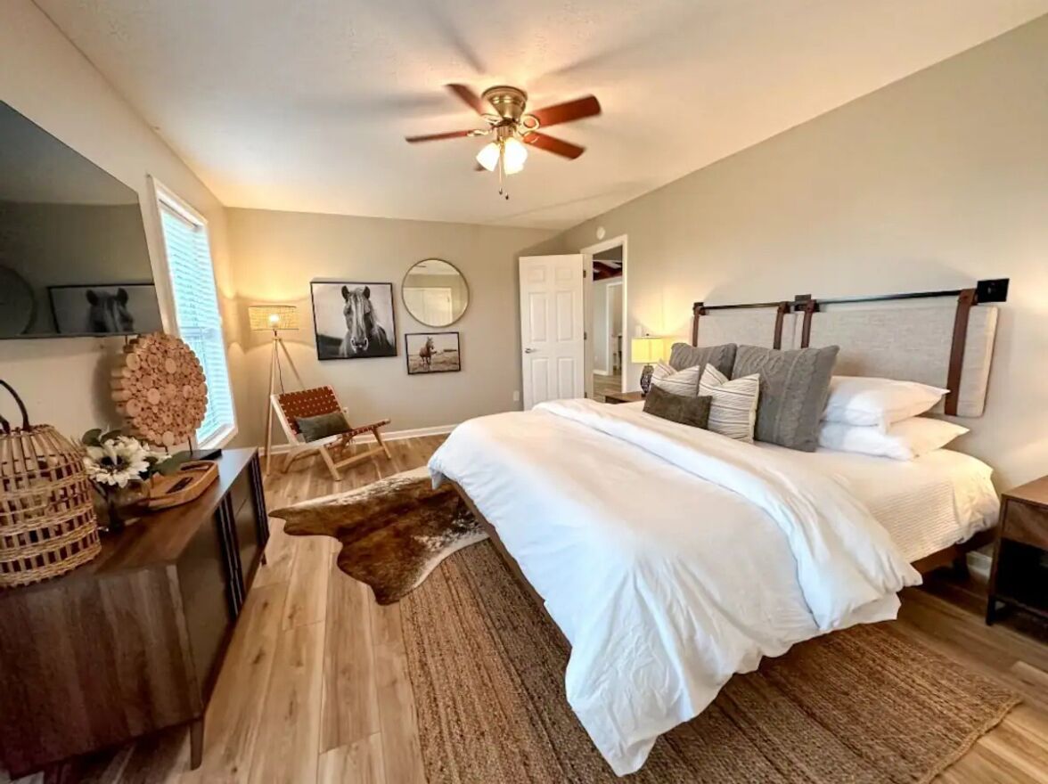 2 bedrooms, iron/ironing board, free WiFi, bed sheets