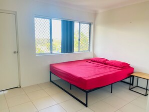 2 Schlafzimmer, Bügeleisen/Bügelbrett, Reisekinderbett, kostenloses WLAN