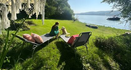 Holiday Apartment 'Seeapartment Höri' with Balcony and Wi-Fi