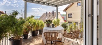 Holiday Apartment 'Seeapartment Höri' with Balcony and Wi-Fi