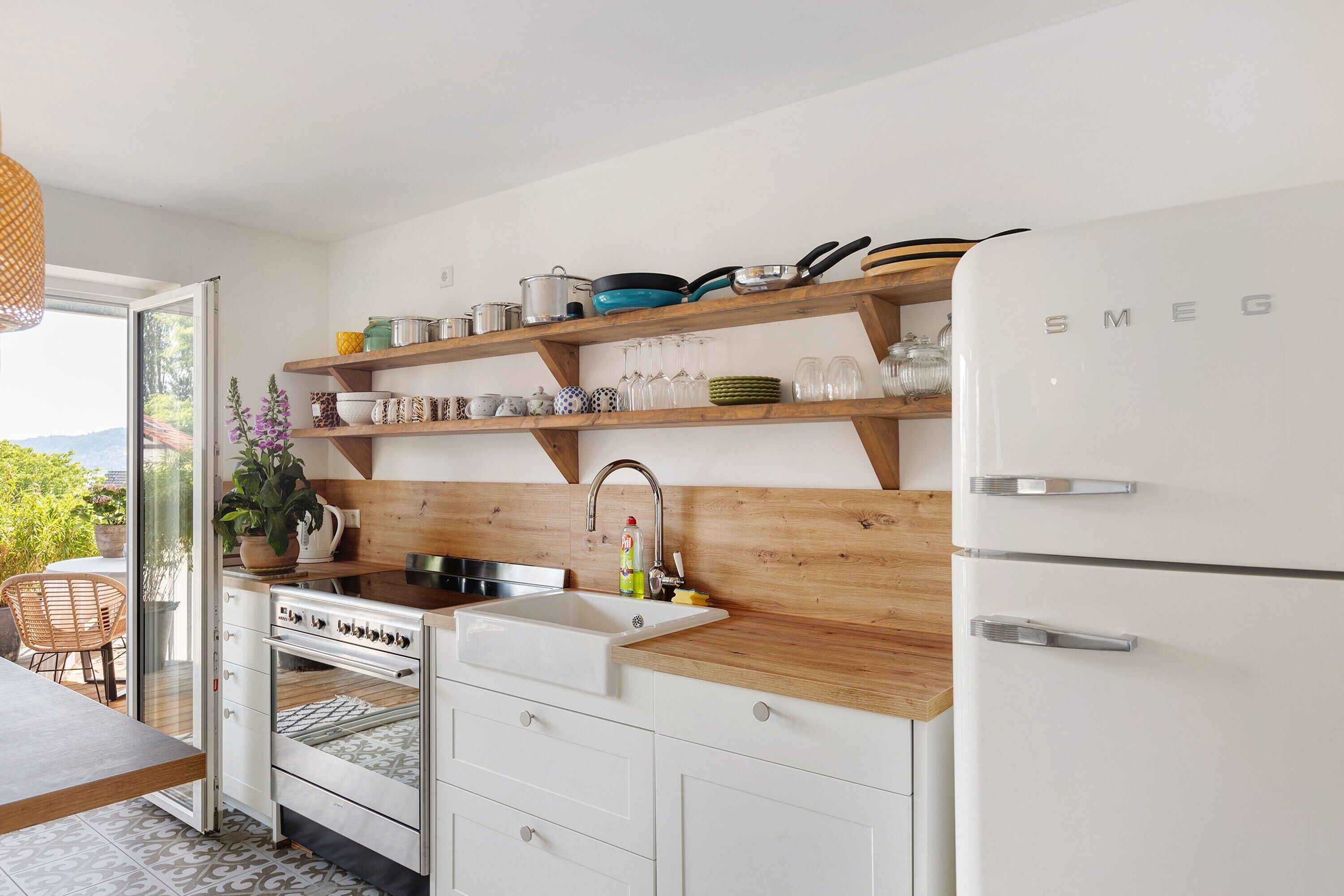 Kühlschrank, Ofen, Herdplatte, Geschirrspüler