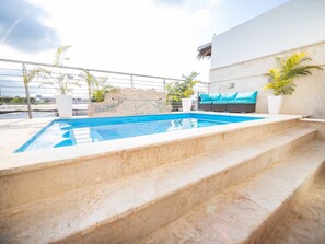 Pool - 4BR Penthouse in Sosua strip with Private Pool! BEST LOCATION IN TOWN. (Sosúa)