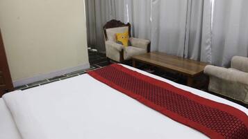 2 bedrooms, bed sheets