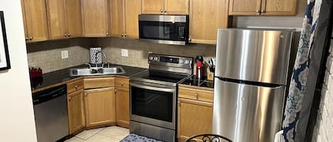 Microwave, oven, stovetop, dishwasher