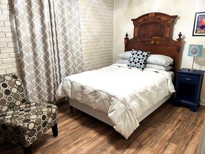 2 habitaciones, tabla de planchar con plancha, wifi y ropa de cama 