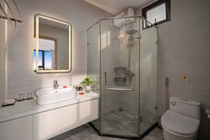 무료 미니바 품목, 책상, 무료 WiFi, 침대 시트