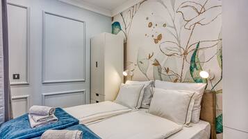 Free WiFi, bed sheets