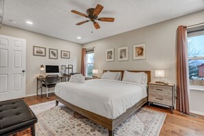 独立别墅 | 4 多间卧室、办公桌、笔记本电脑工作区、熨斗/熨衣板