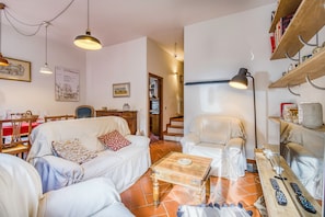 Living area - Casa Acone In Mugello - Near Florence (Pontassieve)