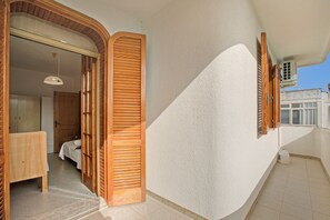 3 bedrooms, free WiFi, bed sheets - Casa Marangi 250 meters from the sea (Melendugno)