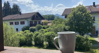 Geräumige und modern eingerichtete Ferienwohnung für Familien in Bergen