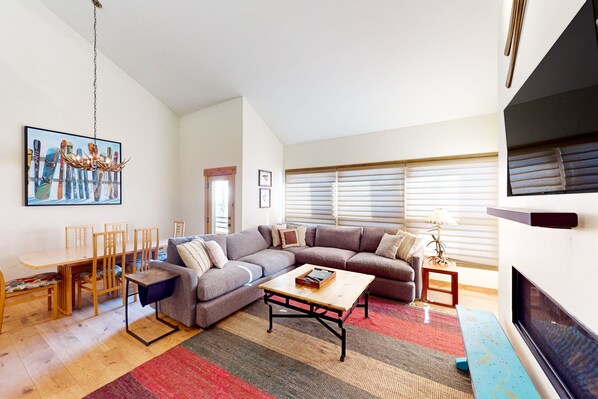 TV, fireplace - Charming Steamboat Springs condo with hot tub & grilling area - walk to lifts (Steamboat Springs)