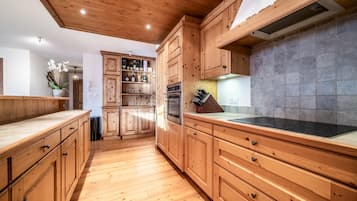 Apartment | 4 bilik tidur