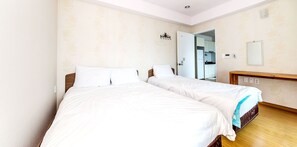 Gureum - Aerang and Baebijang's House (Jeju City)