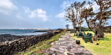 숙박 시설에서 보는 주변 전망