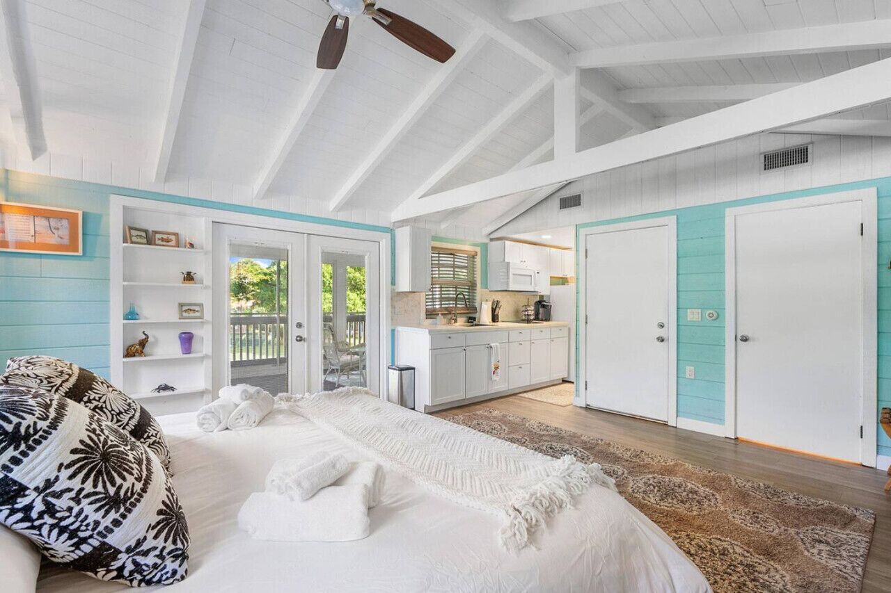 5 habitaciones, escritorio, tabla de planchar con plancha y wifi 