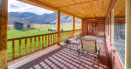 Salmon Vacation Rental w/ Mountain Views!