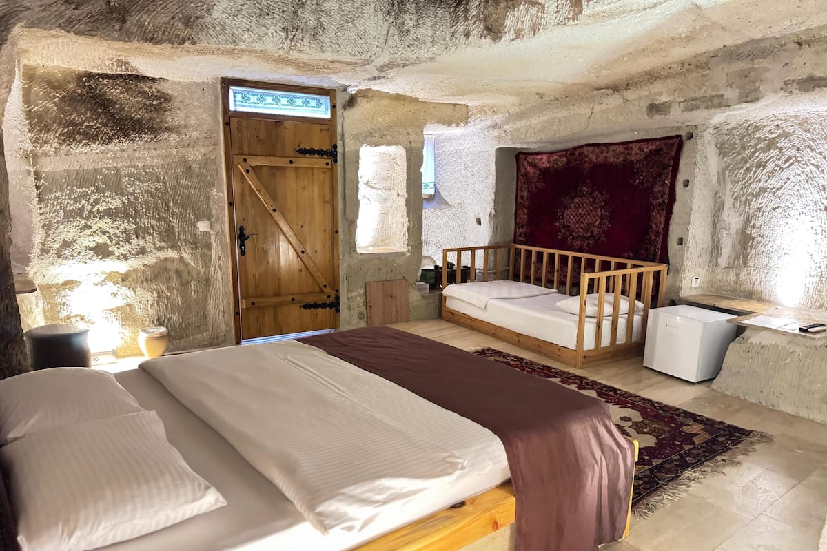 1 bedroom, minibar, individually decorated, individually furnished