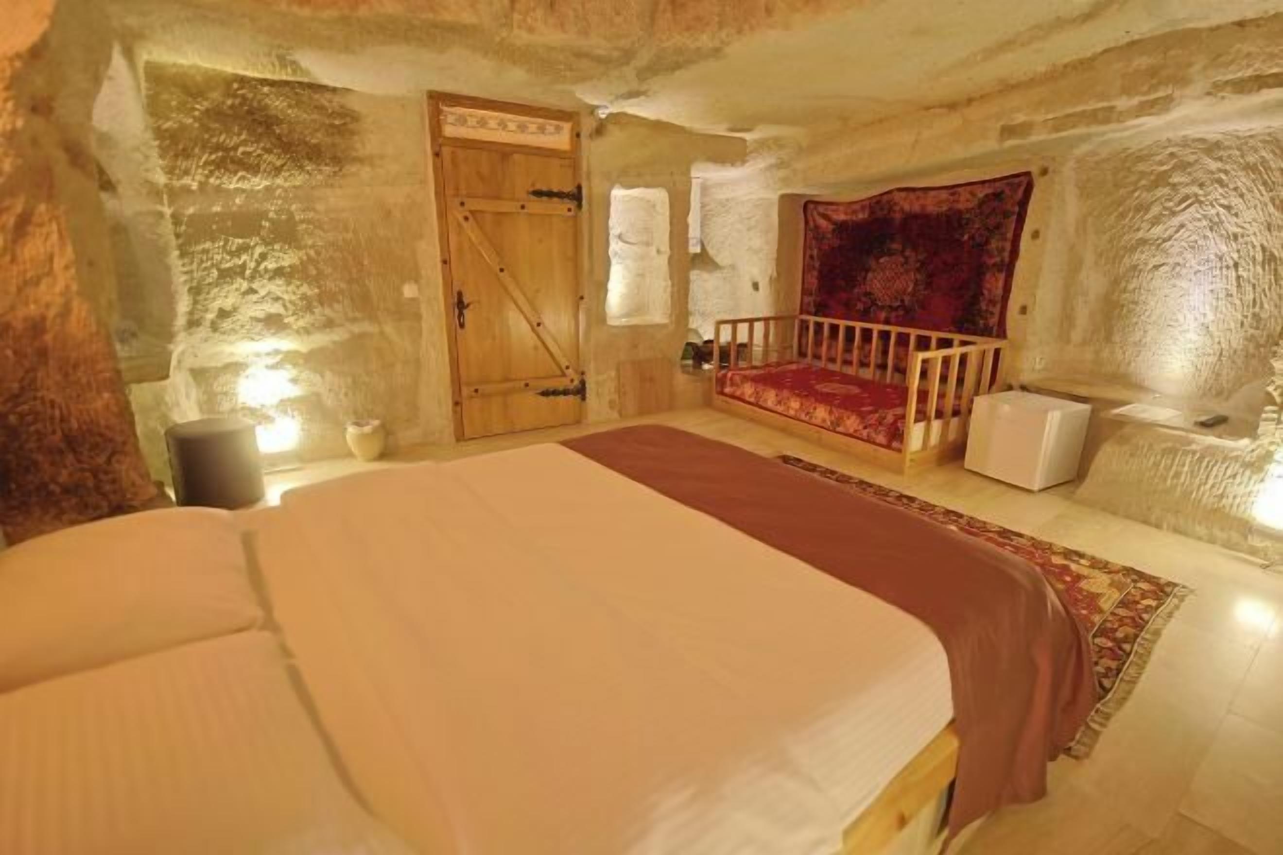 Minibar, individually decorated, individually furnished, free WiFi