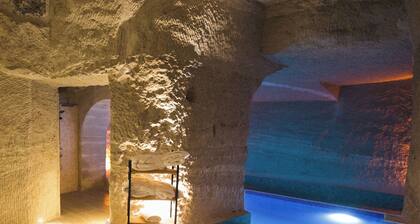 MY CAVE SUITE