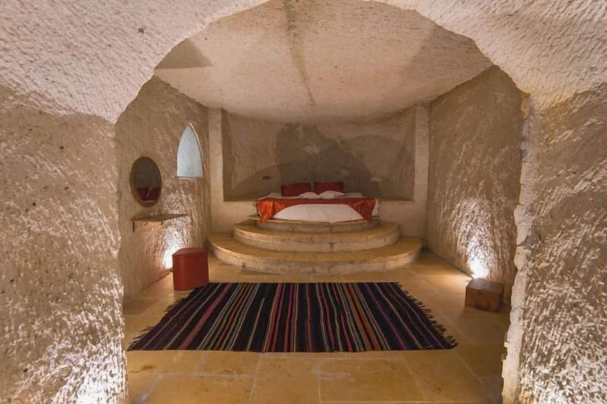 Minibar, soundproofing, WiFi (free), individually decorated