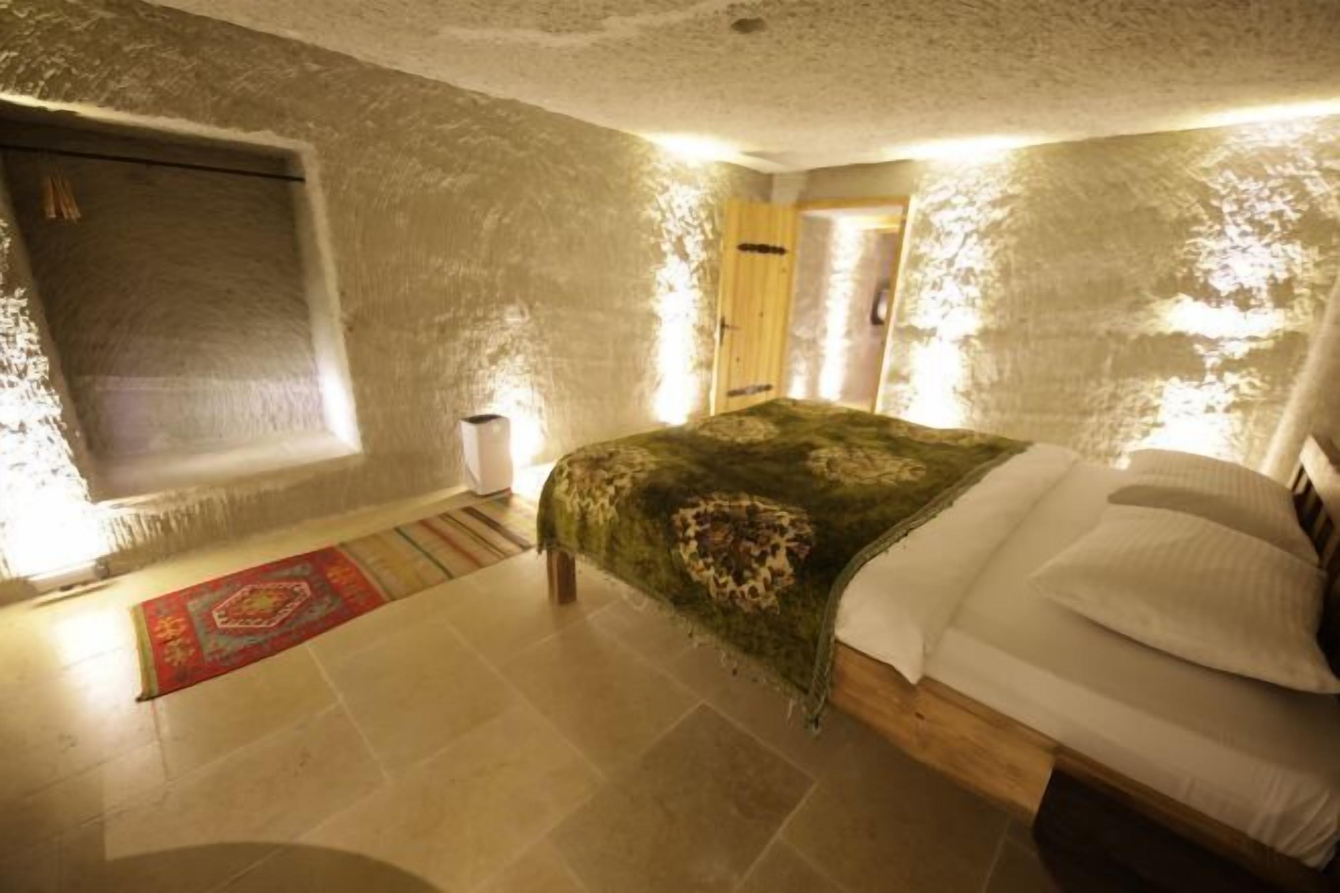 Minibar, individually decorated, individually furnished, free WiFi