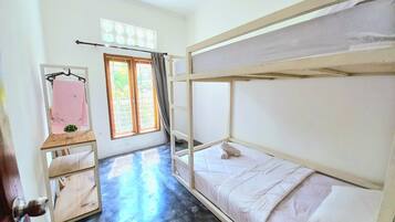 Family House | 3 bedrooms, premium bedding, minibar, desk