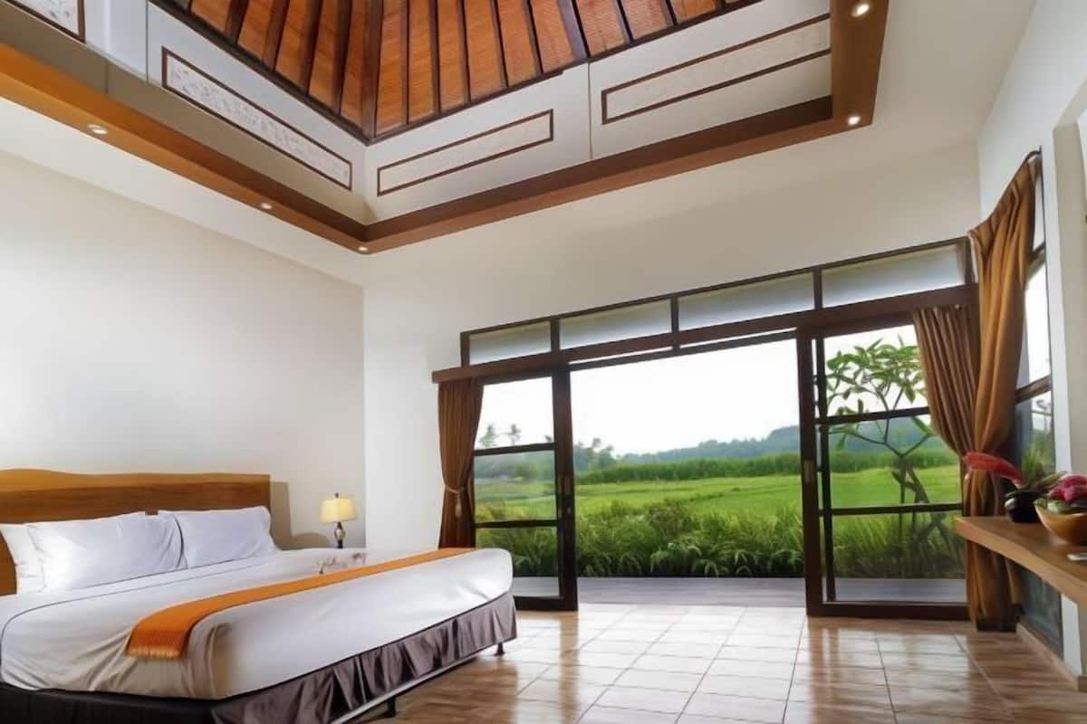 1 habitación, escritorio, wifi gratis y ropa de cama