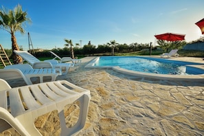 Seasonal outdoor pool