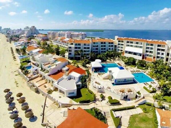 Room, 1 Bedroom, Smoking | View from property - Cancun Studio With View of la Laguna (Cancun)