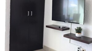 Unclassified image, 4 of 10, button - Cancun Studio With View of la Laguna (Cancun)