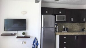 Unclassified image, 3 of 10, button - Cancun Studio With View of la Laguna (Cancun)