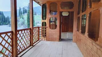 Deluxe Double Room | Balcony