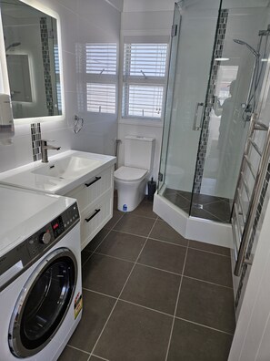 Executive-Apartment, 2 Schlafzimmer | Badezimmer