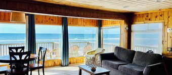 Purple Moon #2 - Beautiful Beachfront home with private access to the beach