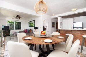 Dining - Amazing ocean view from Estrellita de Mar 303 2BD Condo for rent in Amapas, Puer (Puerto Vallarta)