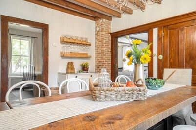 Cordelia by AvantStay | Amazing Backyard, 10mins from Stockbridge!