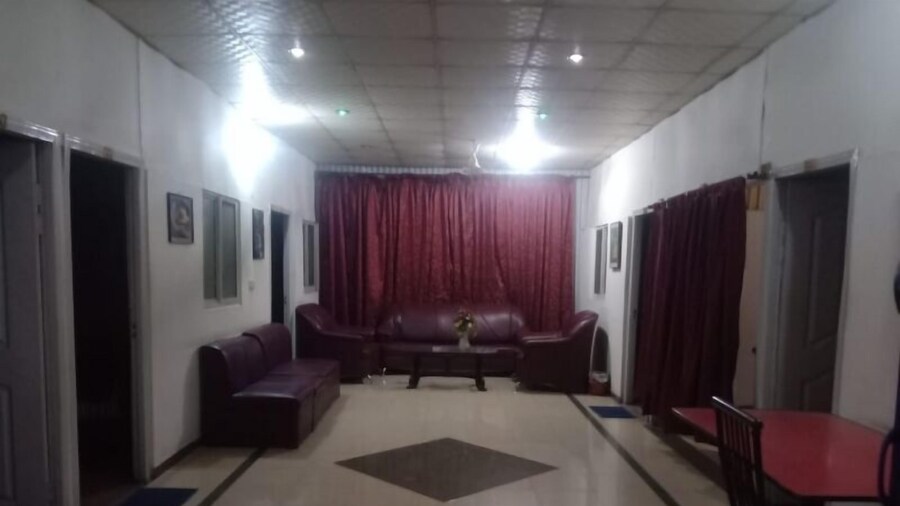 Umer Hotel and Restaurant